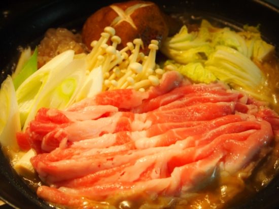 すき焼き関東風と関西風の違いは何 どっちが美味しい 名古屋風って 知っておきたい食のあれこれ