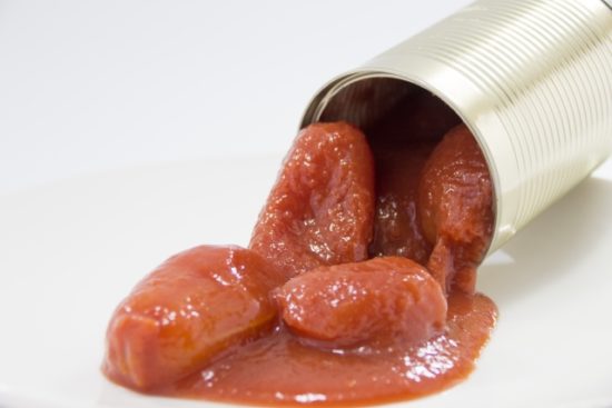カレーにトマト缶を入れるタイミングや酸味を消す方法は？入れ過ぎたら？